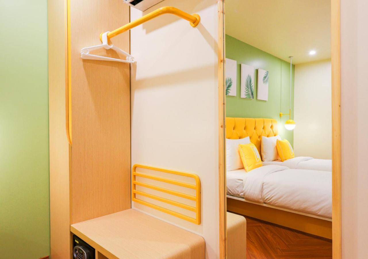 Bloom Hotel - Golf Course Road, Sector 43 Гургаон Экстерьер фото
